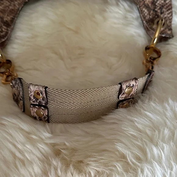 Stuart Weitzman Tan Snake Print Hobo Bag - Picture 3 of 9